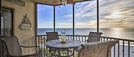 Apartment (2 Bedrooms) | Front of property