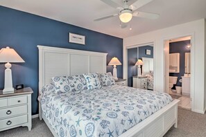 Apartment (4 Bedrooms) | Interior - Ocean View Resort Condo w/ Pool Access & Bay Views (Ocean View)