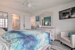 Apartment (4 Bedrooms) | Interior - Ocean View Resort Condo w/ Pool Access & Bay Views (Ocean View)