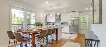 Private Dock: Lake Oconee Waterfront Escape!