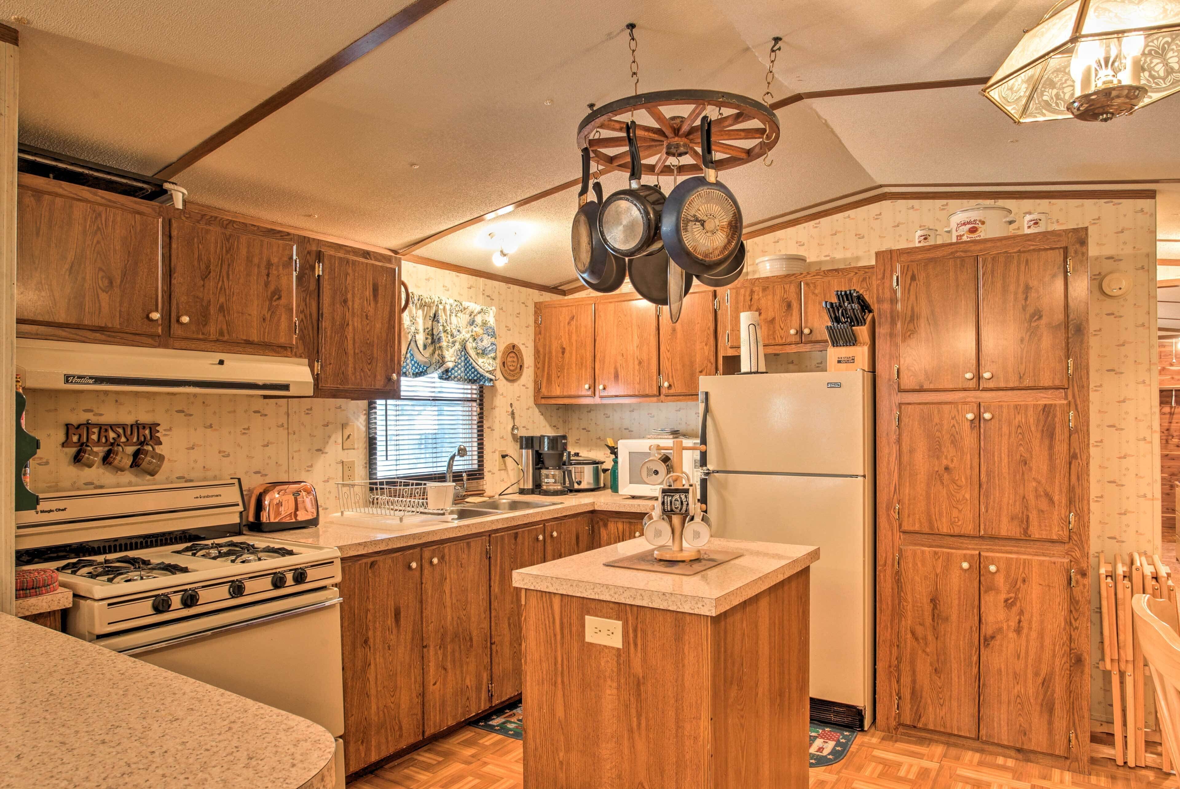 House (2 Bedrooms) | Interior