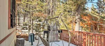 Cloudcroft Cabin w/ Deck: Near Skiing & Fishing!