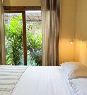 Deluxe Villa, Garden View | Premium bedding, soundproofing, free WiFi, bed sheets - La Bonita Lodge (Cahuita)
