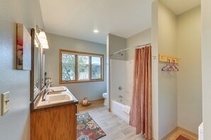 House (4 Bedrooms) | Interior - Spacious Home 10 Minutes to Ten Sleep Canyon! (Ten Sleep)