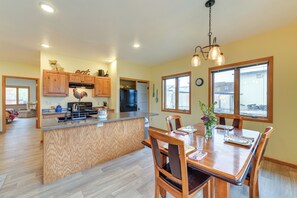 Hus (4 Bedrooms) | Innvendig