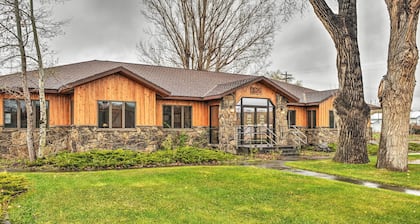 Spacious Home 10 Minutes to Ten Sleep Canyon!