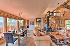 House (3 Bedrooms) | Interior - Secluded Cotopaxi Cabin w/ Panoramic Mtn Views (Cotopaxi)