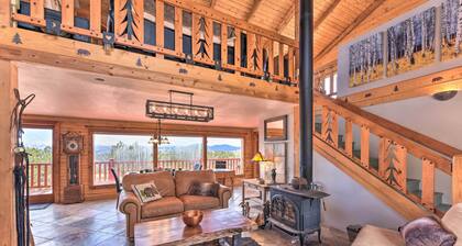 Secluded Cotopaxi Cabin w/ Panoramic Mtn Views