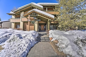 Apartment (4 Bedrooms) | Interior - Sun Valley Resort Getaway < 2 Mi to Ski Lifts (Sun Valley)