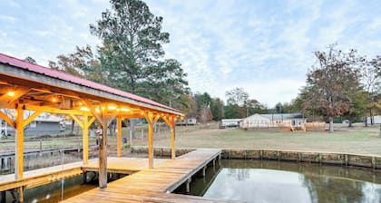 Lake Sinclair: Since Day 1 Family Lake House