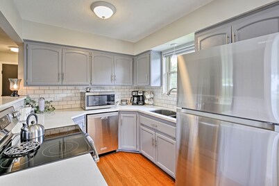 Modern Excelsior Springs Home w/ Deck & 3 Acres!