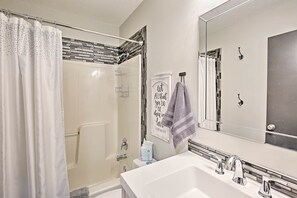 Rumah (2 Bedrooms) | Interior