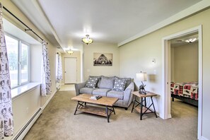 Interior - Montana's Emigrant Peaks Getaway: Apt w/ Mtn Views (Emigrant)