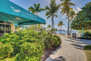 Interior - Walk to Beach: St Thomas Condo w/ Balconies (St. Thomas)