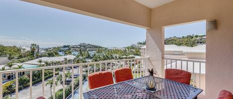 Apartment (3 Bedrooms) | Front of property