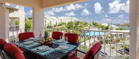 Apartment (3 Bedrooms) | Front of property