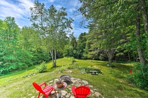 Interior - Vibrant Putney Cabin w/ Fire Pit: Hike & Ski! (Putney)