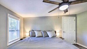 Interior - Updated Home Near Manatee Springs State Park! (Chiefland)