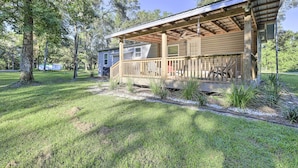 Interior - Updated Home Near Manatee Springs State Park! (Chiefland)