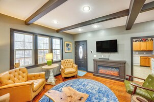 House (2 Bedrooms) | Front of property