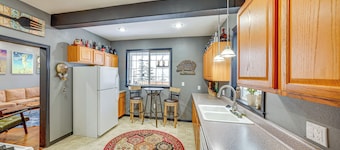 13 Mi to Skiing: Downtown Wallace Home w/ Deck
