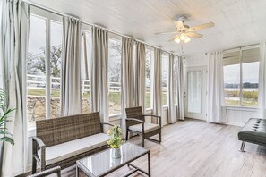 House (2 Bedrooms) | Bahagian dalam