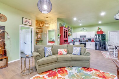 4 Mi to Lazy E Arena: Horse Lover's Haven w/ Grill