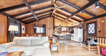 Charming Alpine Retreat Near Attitash Ski Mountain 3 Bedroom Chalet