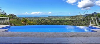 Stunning Casa de la Roca House w/ Infinity Pool!