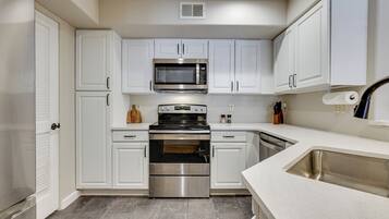 Apartment (3 Bedrooms) | Interior