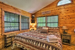 House (0 Bedroom) | Interior - Riverfront Cabin w/ Fire Pit: 5 Mi to Pigeon Forge (Sevierville)
