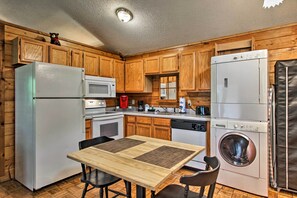 House (0 Bedroom) | Interior - Riverfront Cabin w/ Fire Pit: 5 Mi to Pigeon Forge (Sevierville)