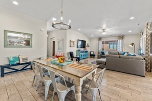 Interior - Splash Pad Place #29 3 Bedroom Home (Ivins)