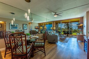 Condo, 2 Bedrooms | Dining - Menehune Shores 324 2 Bedroom Condo (Kihei)