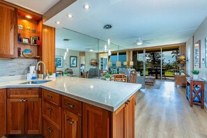 Condo, 2 Bedrooms | Interior - Menehune Shores 324 2 Bedroom Condo (Kihei)