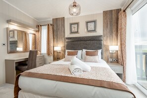 2 chambres, fer et planche Ă repasser, Wi-Fi gratuit, draps fournis