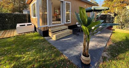 Forest view holiday house with private jacuzzi