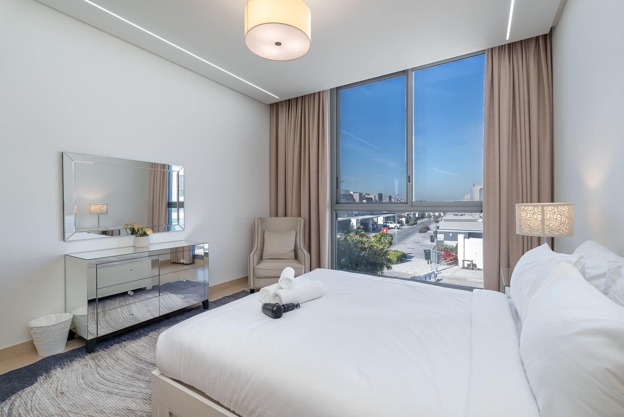 3 bedrooms, iron/ironing board, WiFi