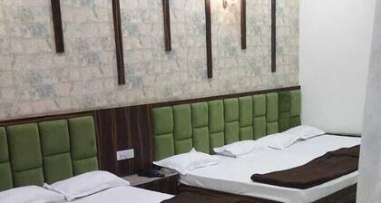 Hotel SR Siddhivinayak