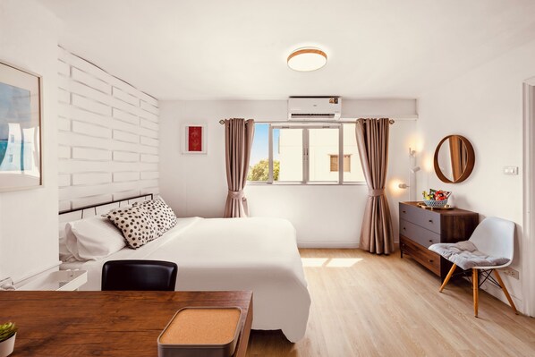 1 habitación, tabla de planchar con plancha, wifi y ropa de cama 