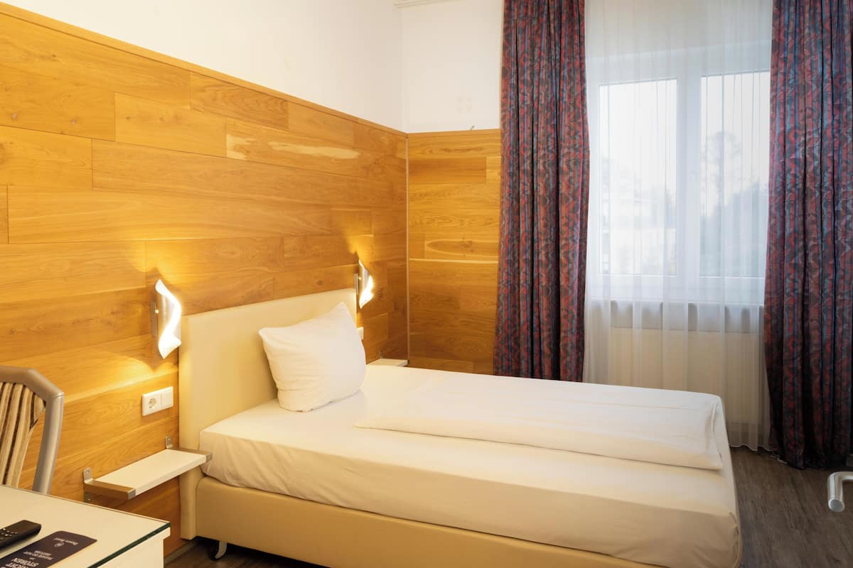 Superior Single Room