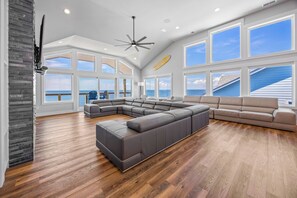 Smart TV, video games, books - Premier Soundfront w/ Pool, Hot Tub, Elevator, EV Charger, Theater & Game Rooms (Avon)