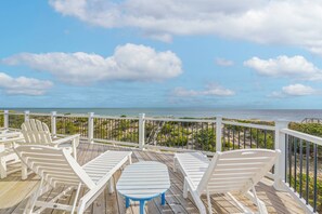 Terrace/patio - Oceanfront Home in Avon with Pool, Hot Tub, and Private Boardwalk to the Beach (Avon)