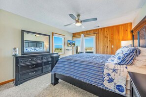 5 bedrooms, free WiFi, bed sheets