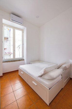 Apartment - Casa Pulcinella a Spaccanapoli (Naples)