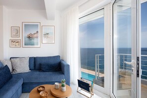 Smart TV - Tersanas Seaside Apartment (Chorafakia)
