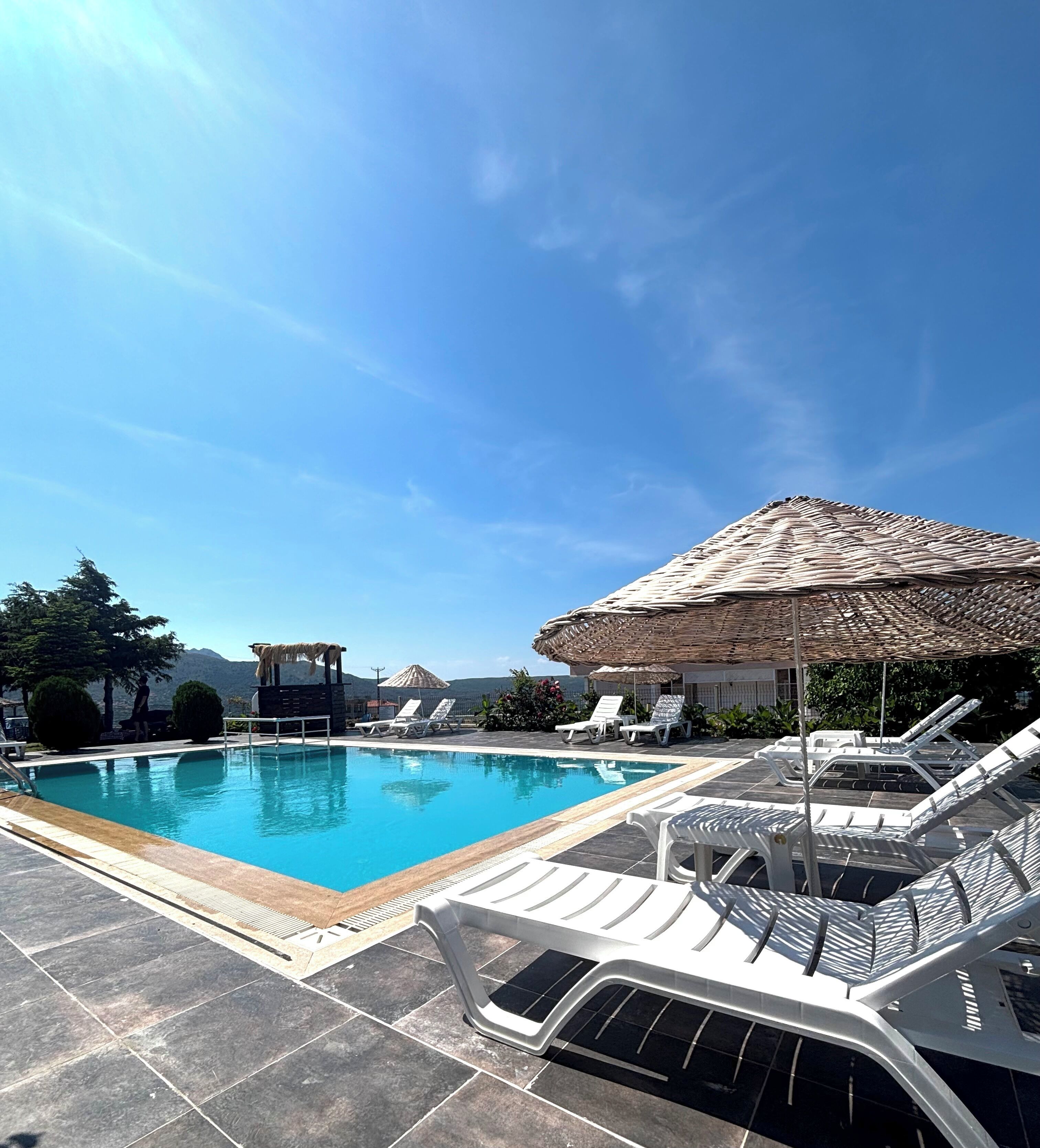 Seasonal outdoor pool