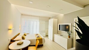 Suite, 2 chambres, balcon, vue jardin