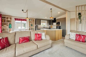 TV, fireplace, offices
