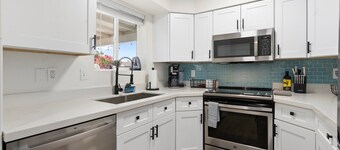 Sunfit Dreams | 2BD, BBQ, Pool & Fitness